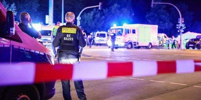 Assalto al Pride di Berlino, ucciso l’attentatore