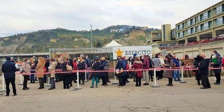 Covid, a Cosenza è iniziata la vaccinazione degli over 70