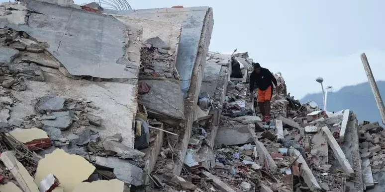 Terremoto in Venezuela: finora 164 morti, 10mila dispersi