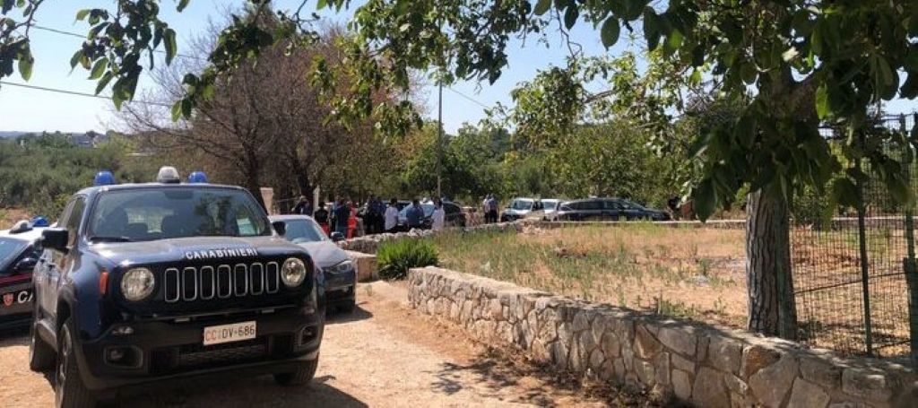 Ritrovato il bimbo di due anni scomparso nel Barese: sta bene