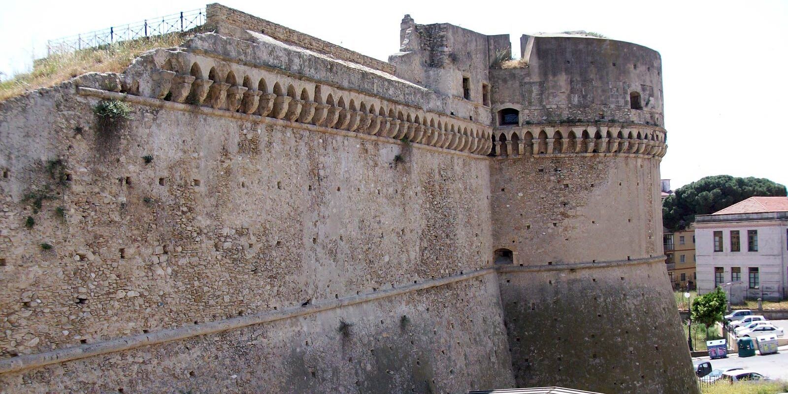 Crotone perde la gestione del Castello Carlo V