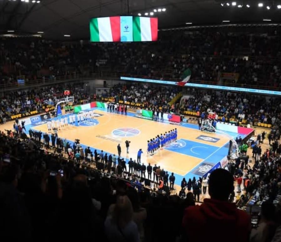 Al PalaCalafiore straordinaria festa di sport con la Nazionale italiana di basket