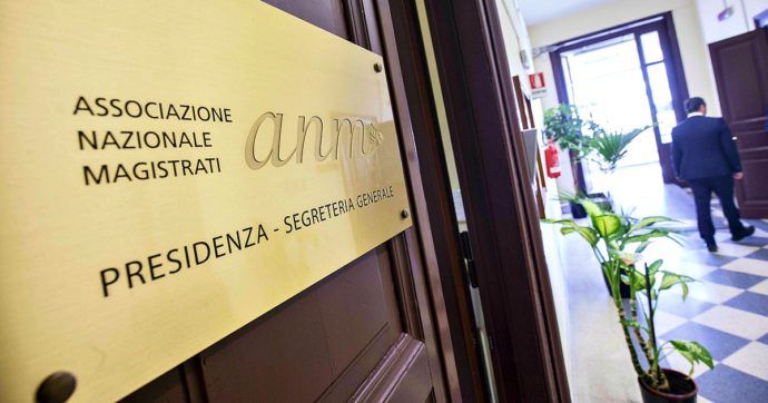Anm Catanzaro: «Riforma assolutamente inidonea a risolvere i problemi della giustizia»