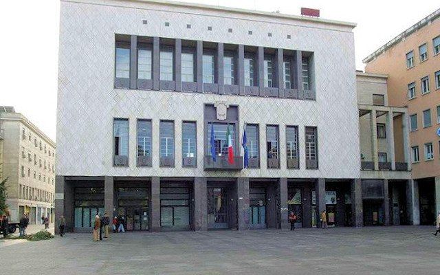 Cassano: «A Cosenza molte scuole senza norme antisismiche»