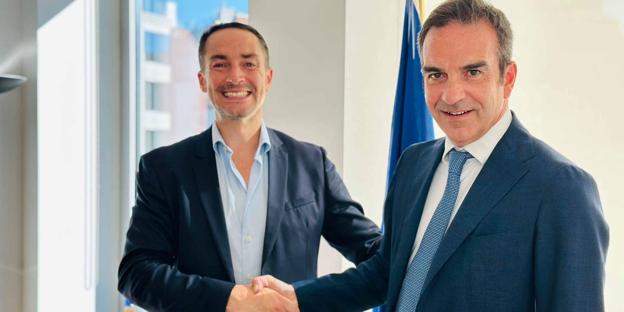 Occhiuto incontra Ryanair: «In arrivo novità per Reggio, Crotone e Lamezia»