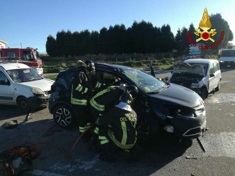 Incidente sulla provinciale a Vibo, tre feriti
