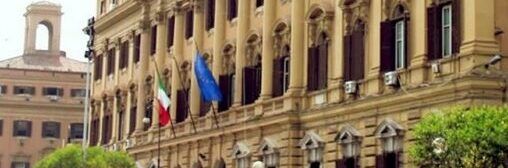 Manovra, aiuti ai redditi medio bassi e alle famiglie