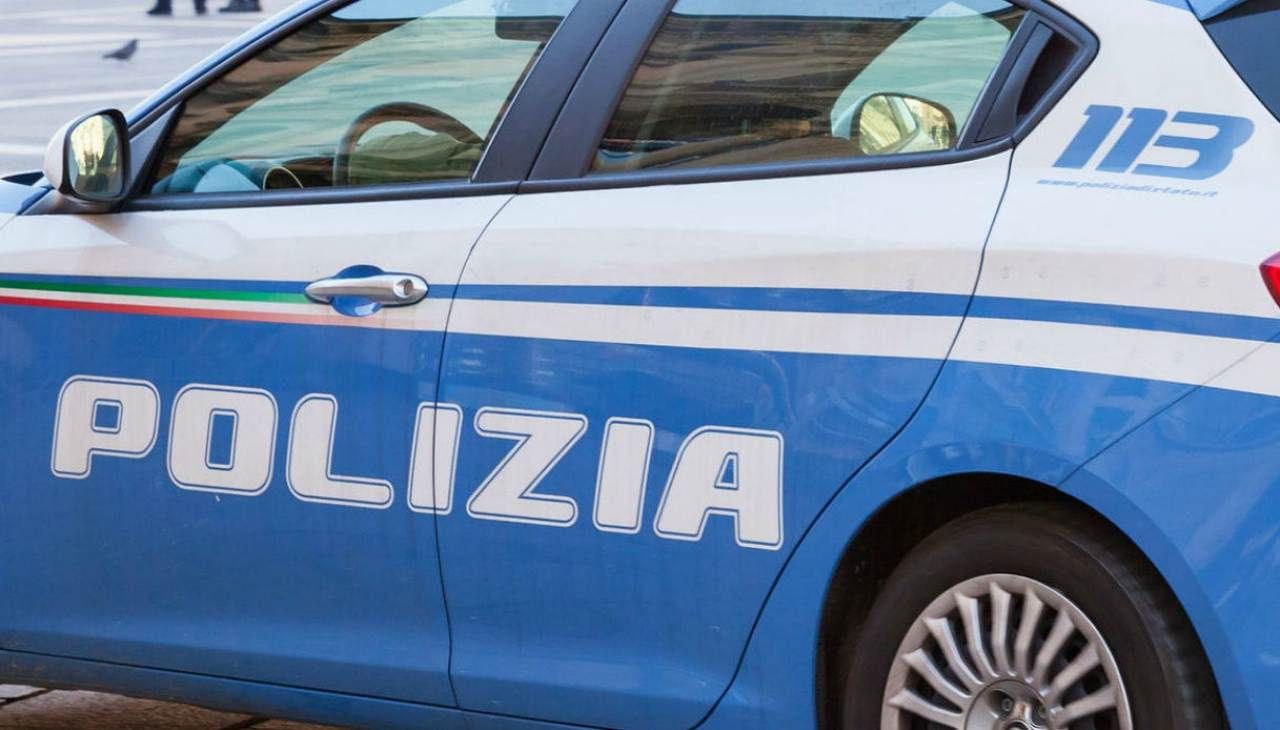 Sassaiola contro la polizia alla tendopoli di San Ferdinando: due agenti feriti