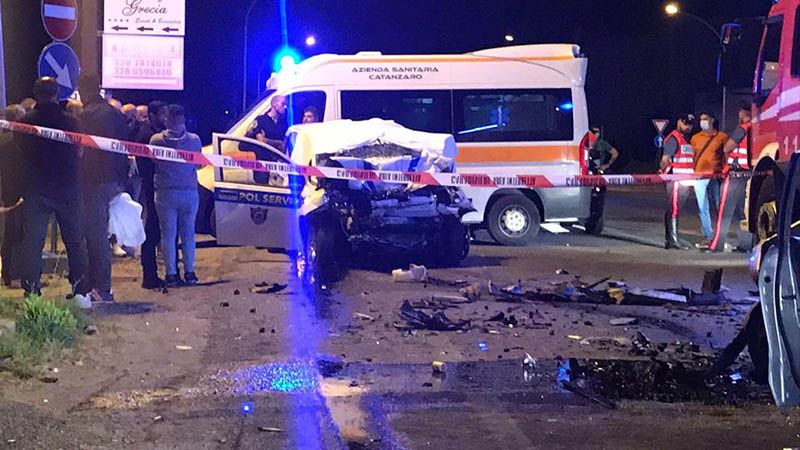 «Sulla statale 106 si muore due volte, la nostra tragedia (ancora) senza giustizia»