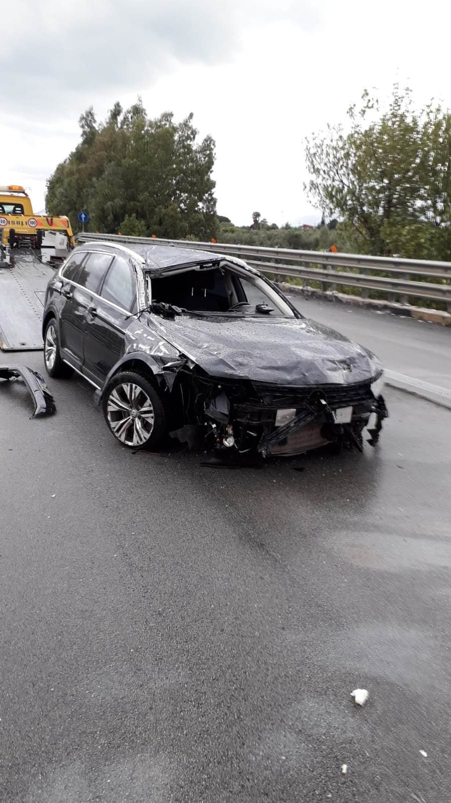 Incidente sulla Palermo-Mazara del Vallo per l'auto di scorta di Petralia