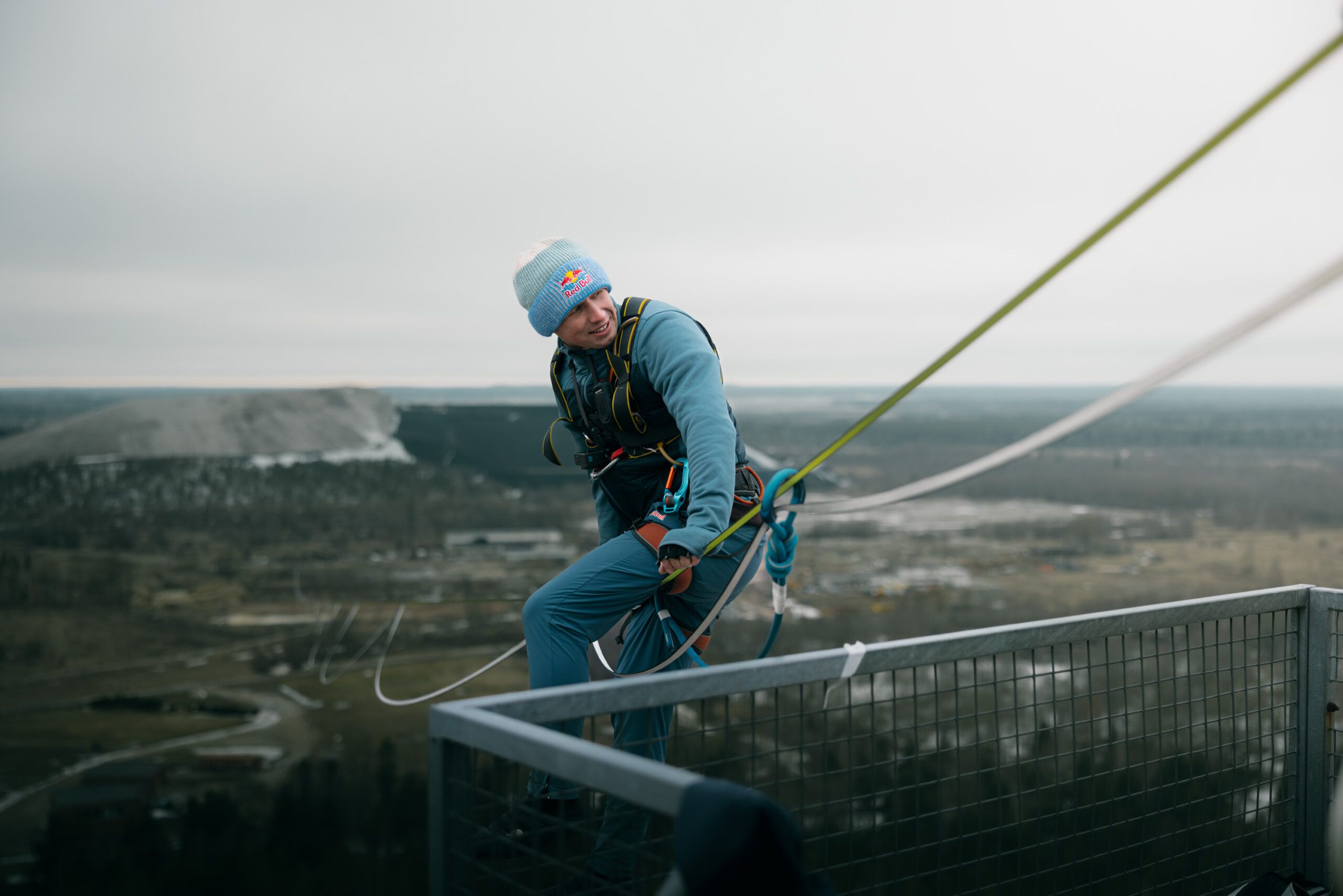 C’è troppo vento di scirocco sullo Stretto, rimandata la traversata di Jaan Roose