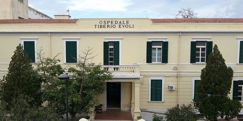 Maxi furto di farmaci oncologici all’ospedale di Melito Porto Salvo, arresti dei carabinieri