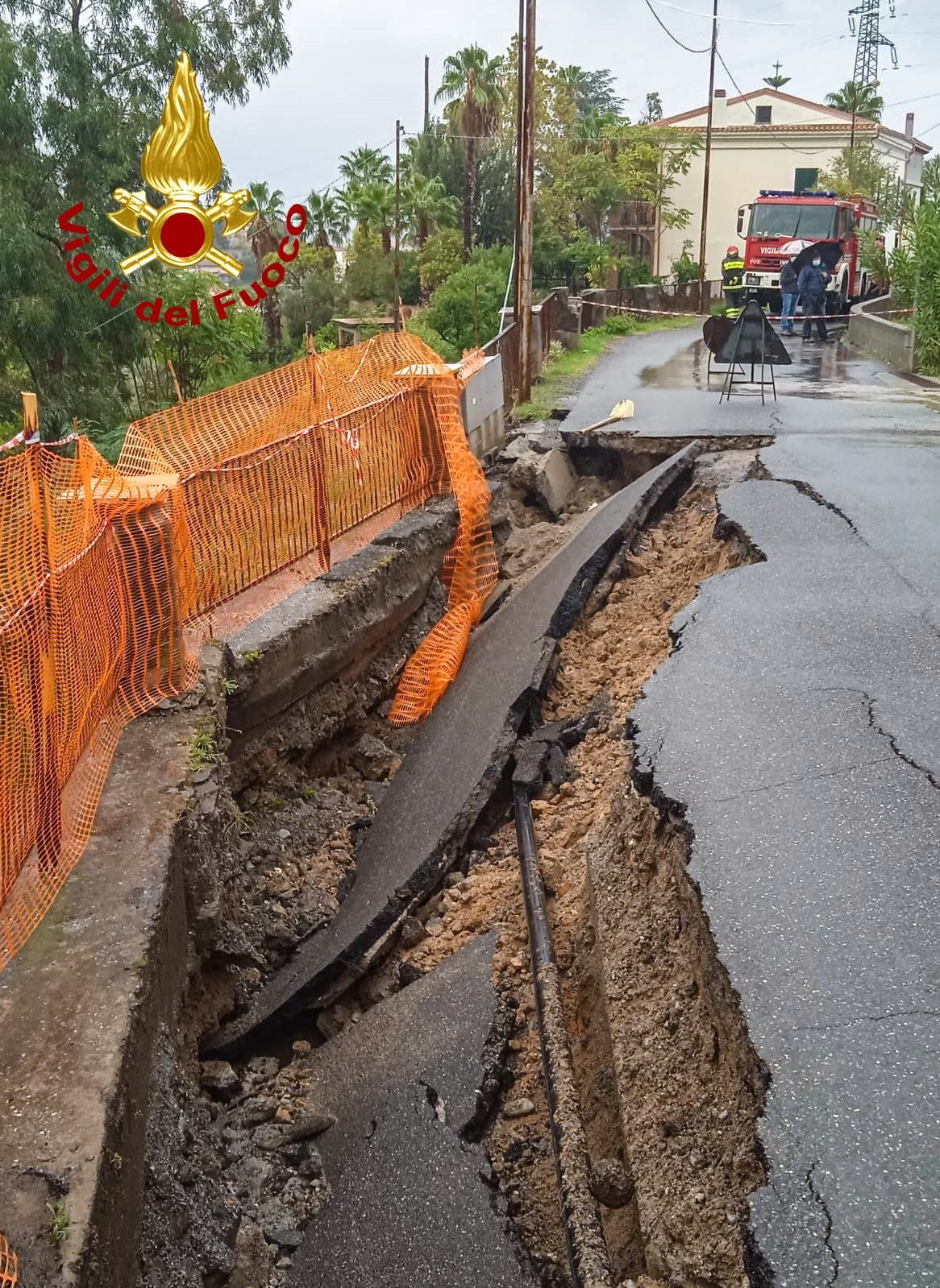 Smottamento a Belvedere Marittimo, danni alla condotta del gas metano