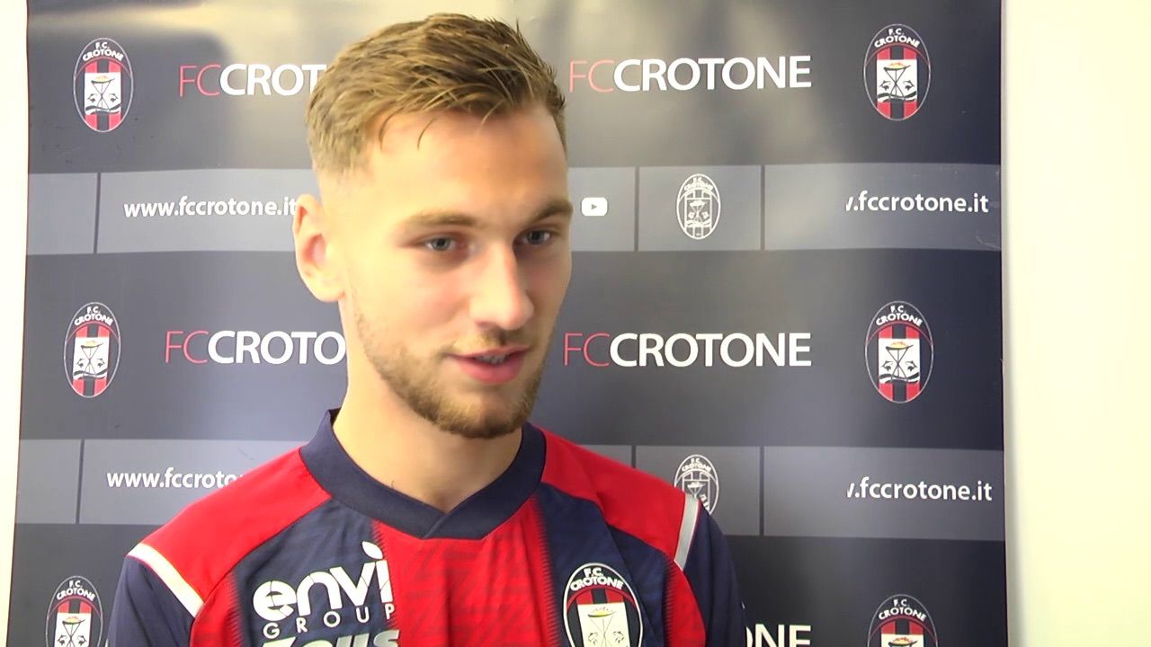 Dragus positivo al Covid, squadra del Crotone in isolamento