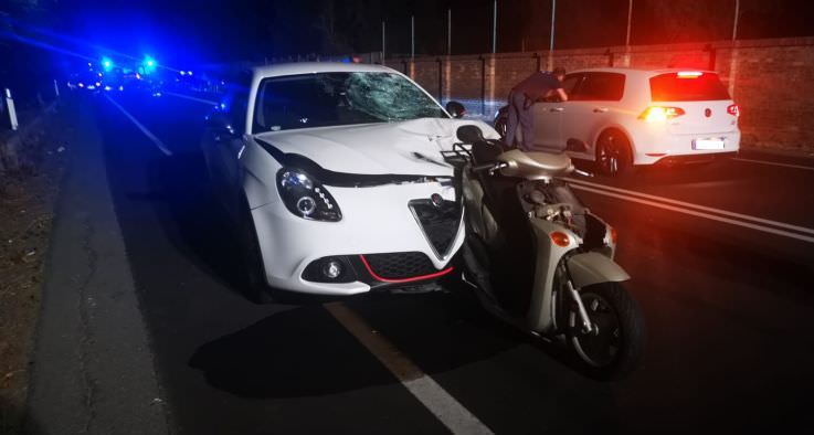 Crotone, scontro auto-moto sulla statale 106: un morto, ferita una bambina