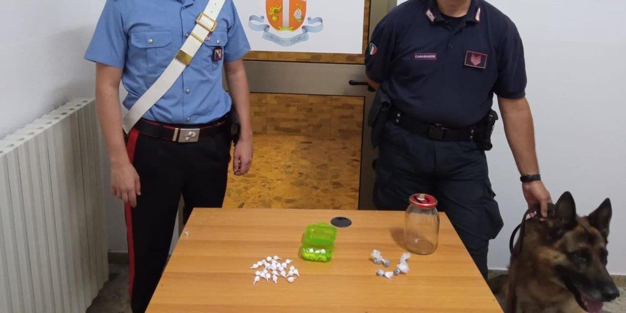 In casa con 37 dosi di coca a Casabona, arrestato 41enne