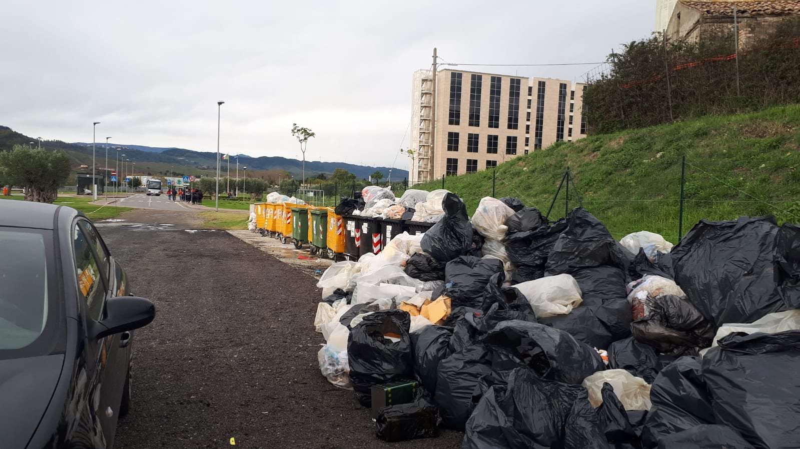 Discarica illecita alla Cittadella, sequestrata l’area – FOTO