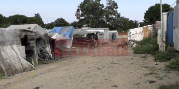Blitz nei campi rom, 10 arresti. A San Ferdinando espulsi 12 stranieri irregolari – VIDEO