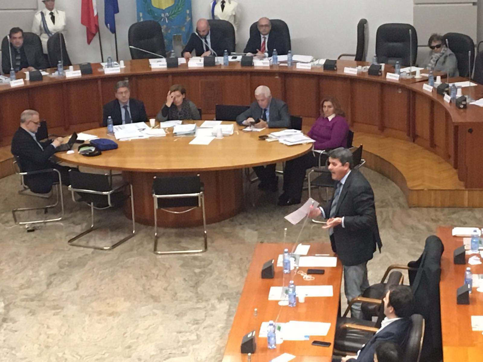 Cosenza, si aggiorna la maggioranza di Occhiuto