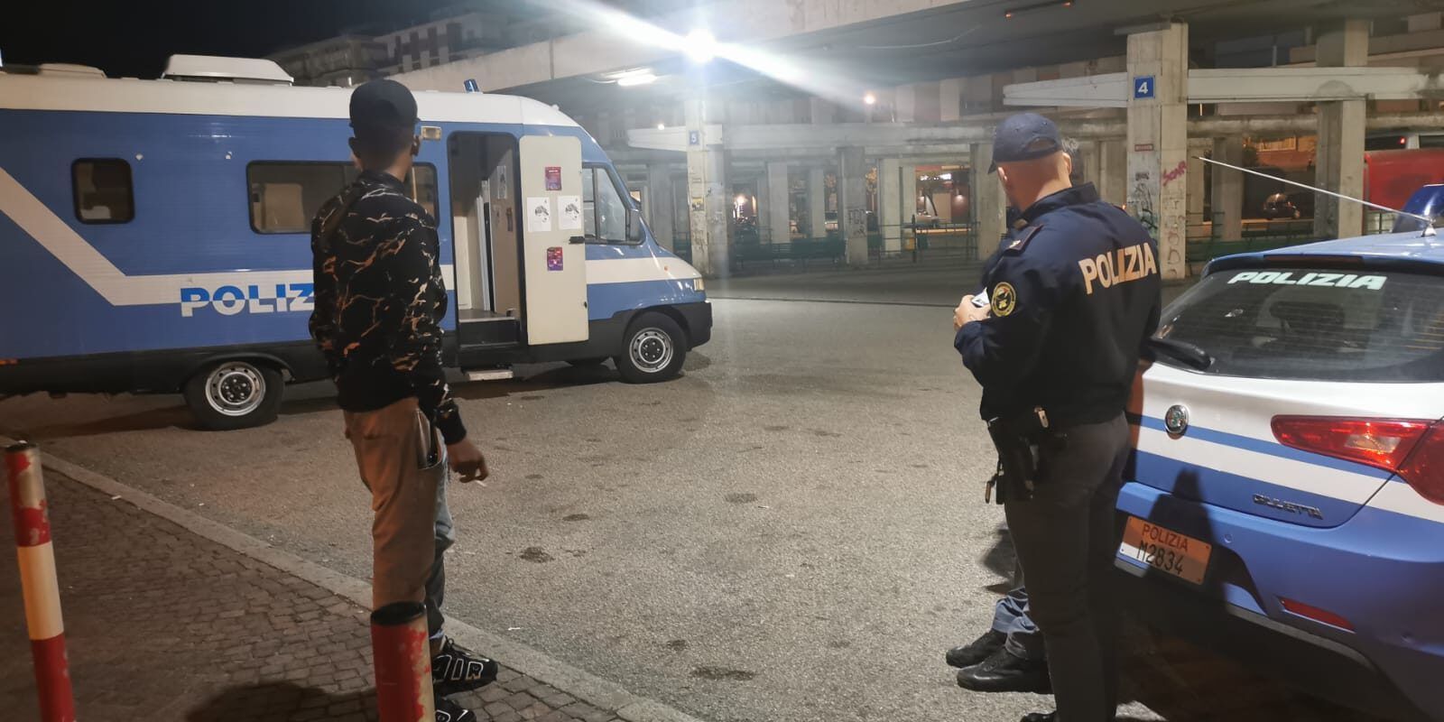 Donna anziana rapinata nel centro di Cosenza, arrestato un uomo