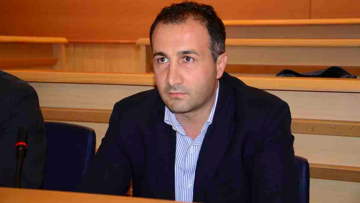 «Lo abbiamo sistemato, è terzo». A Cessaniti il concorso “truccato” per assumere Niglia