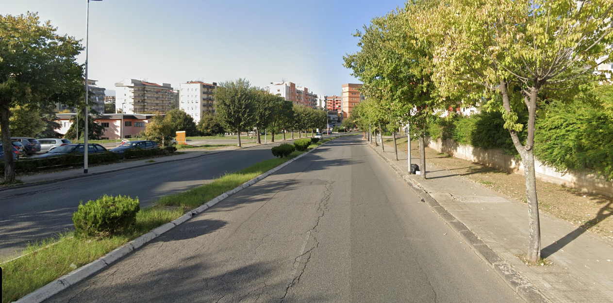 Cosenza, coppia di anziani investita vicino alla chiesa di viale Cosmai. I residenti chiedono sicurezza