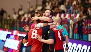 La Pirossigeno Cosenza parte col botto: rimonta da urlo, Real Fabrica ko 6-2