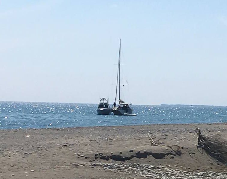 Migranti, sbarco a Calopezzati: tratte in salvo 85 persone