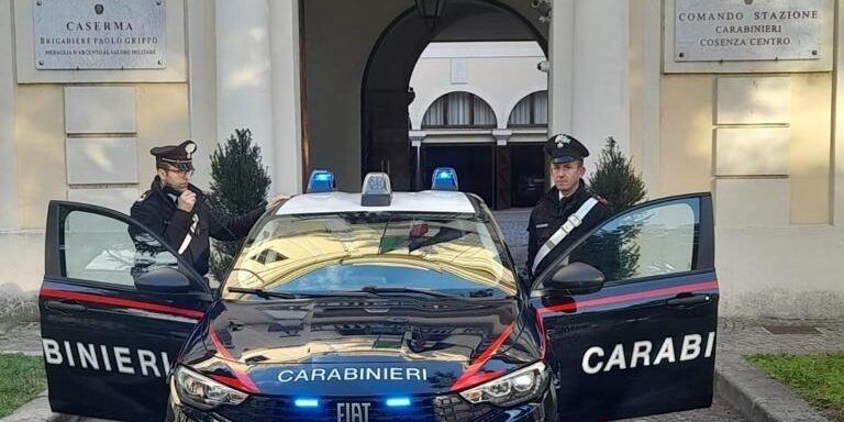 Sorpreso a casa della madre nonostante il divieto di avvicinamento, 41enne arrestato a Cosenza