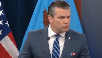 Cita la Bibbia ma è Pulp Fiction, la gaffe del capo del Pentagono