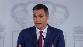 Ultimatum della Spagna all’Italia: «Revochi i controlli alle frontiere»