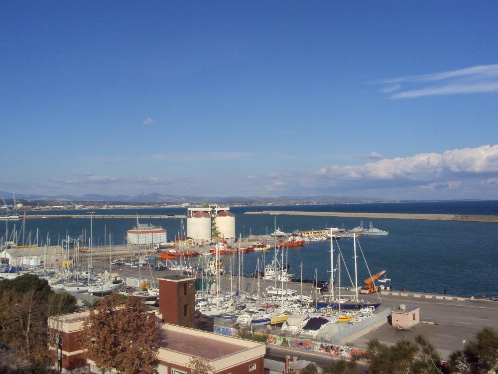 Crotone, scorie radioattive in mare