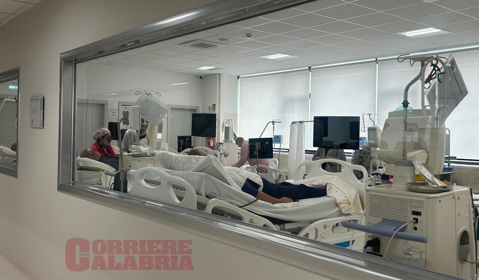Dialisi a Reggio, 38 vite appese a un centro “invisibile” – VIDEO