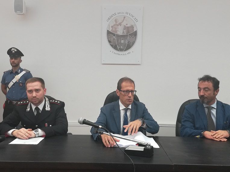 Estorsioni e agguati, sgominata la “banda del legno” – VIDEO