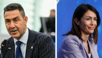 Vannacci ai calabresi: «Suppletive ultimo treno per la dignità di questa terra». Carfagna: «Vuole riportarvi indietro»