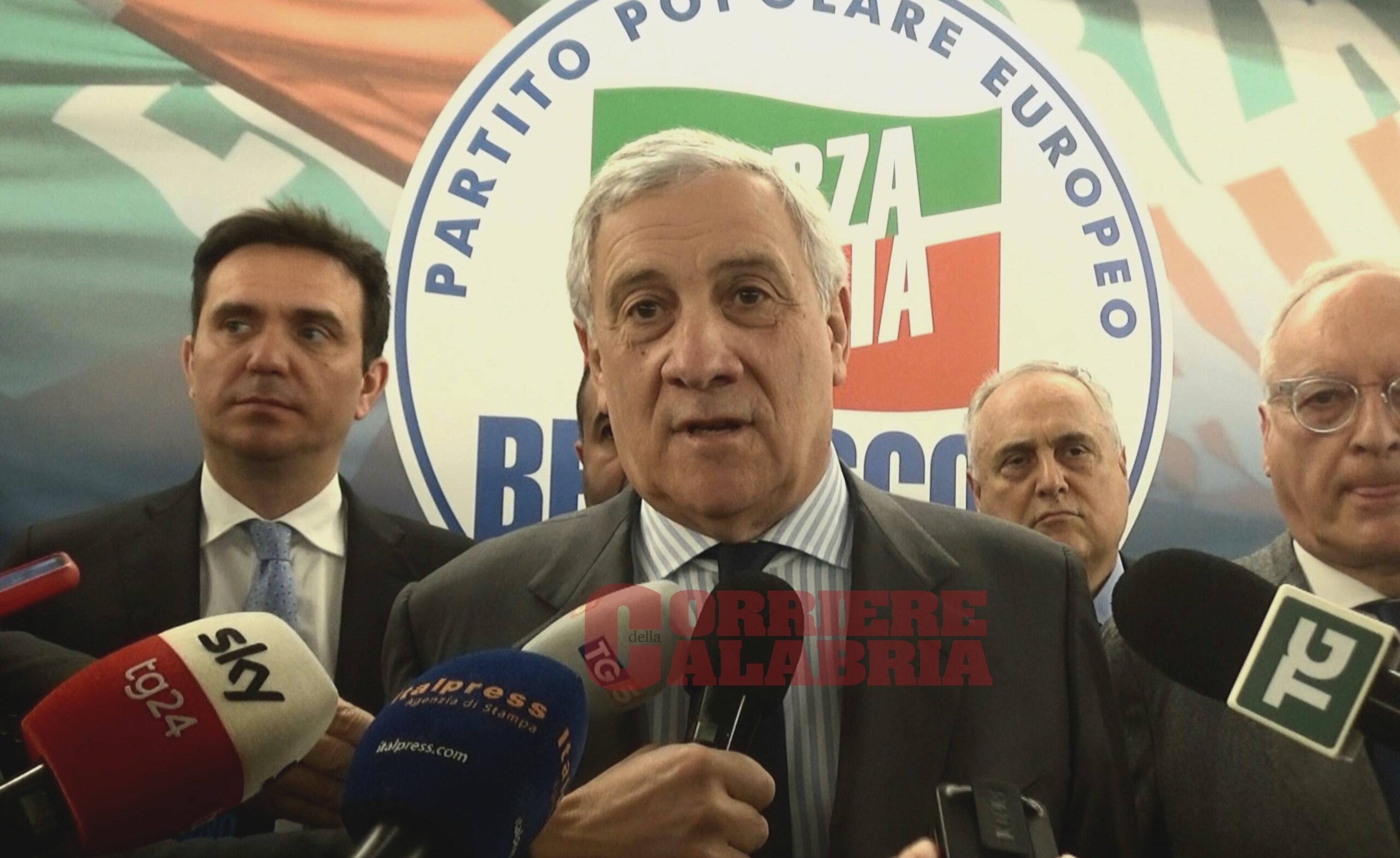 Ponte sullo Stretto, alta velocità, autonomia. Tajani: «Se cresce il Sud cresce l’Italia» – VIDEO