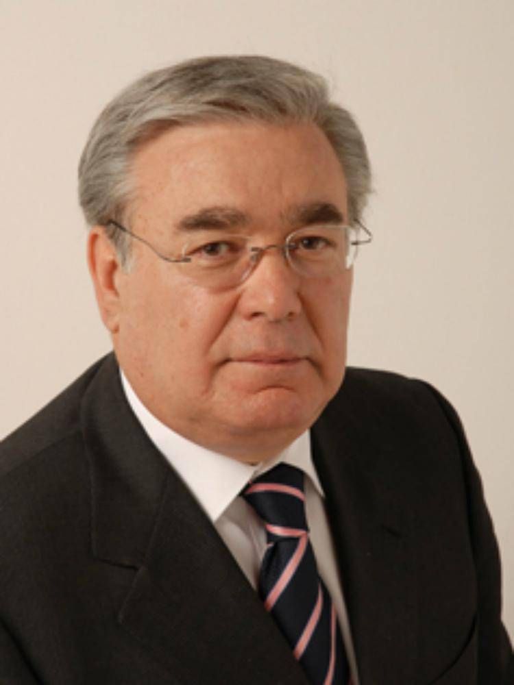 Morrone detta le condizioni agli alfaniani