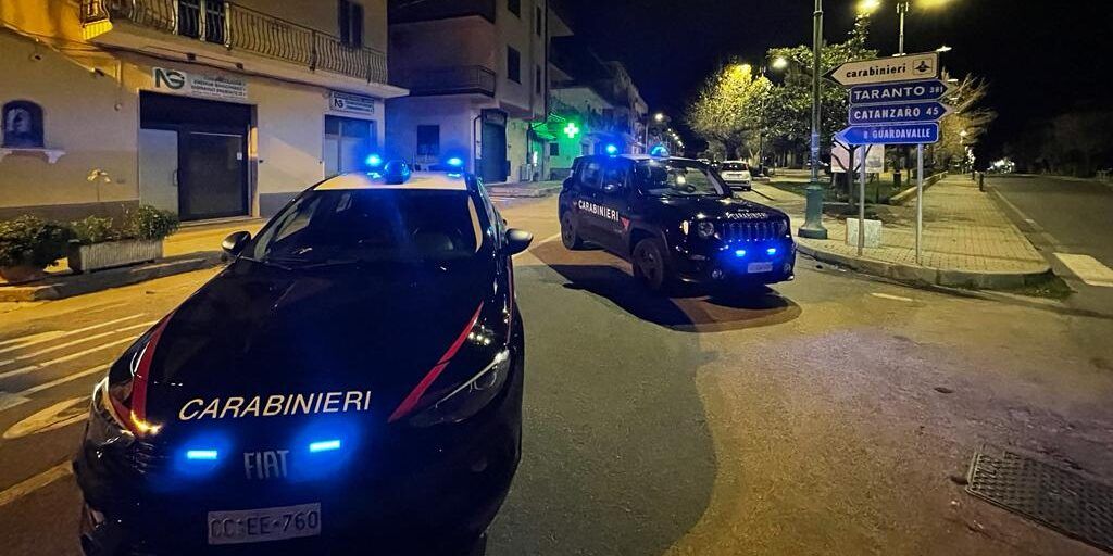 Movida, controlli a tappeto nel Catanzarese: denunce e deferimenti per locali non a norma e guida in stato di ebbrezza