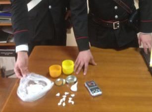 Santa Maria del Cedro, 50 grammi di coca in casa: coniugi arrestati