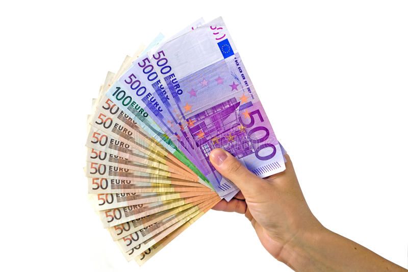 Il report in Parlamento: «Più evasione dove c’è più contante. La Calabria al top»