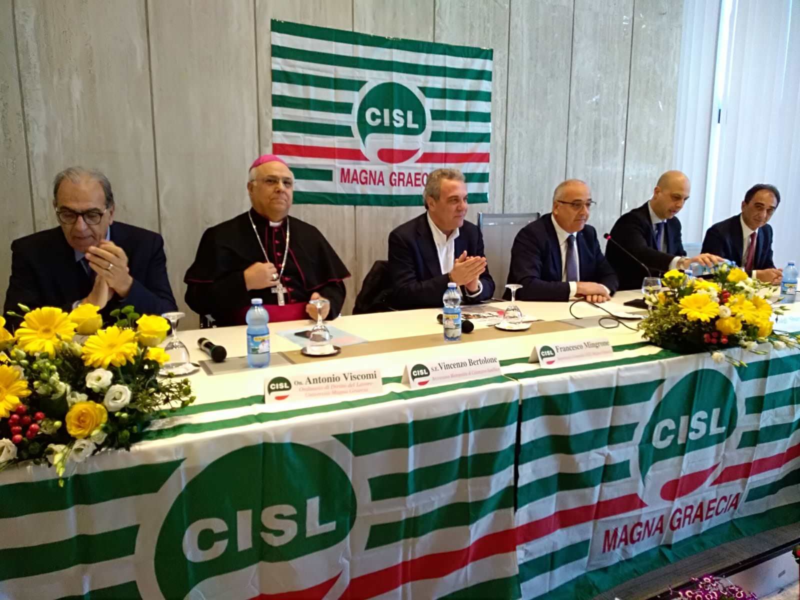 La Cisl si confronta con chiesa e politica per il riscatto della Calabria