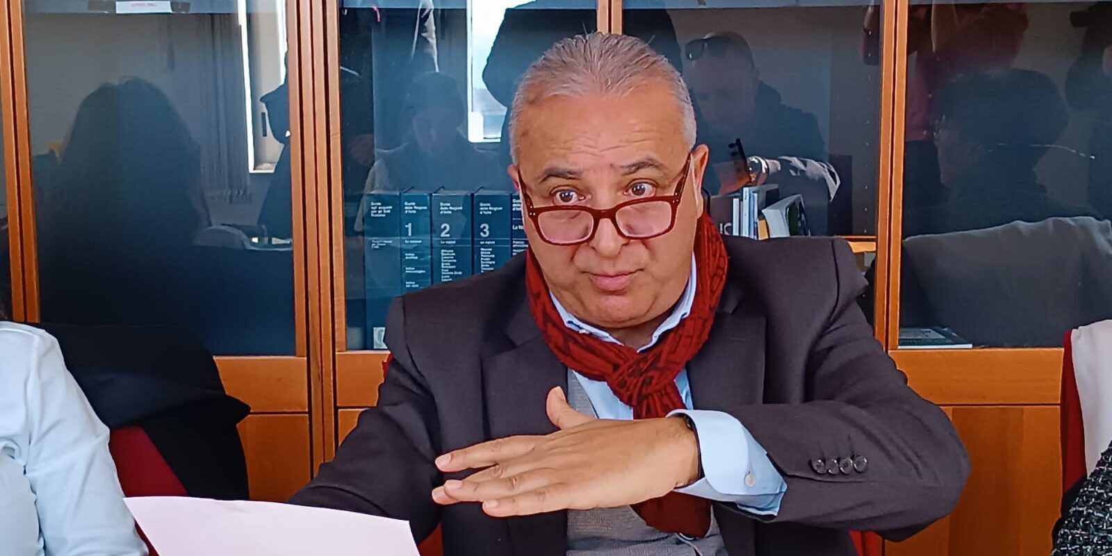 «In Calabria 10mila persone rischiano di restare senza tutela». Ecco il reddito di dignità regionale