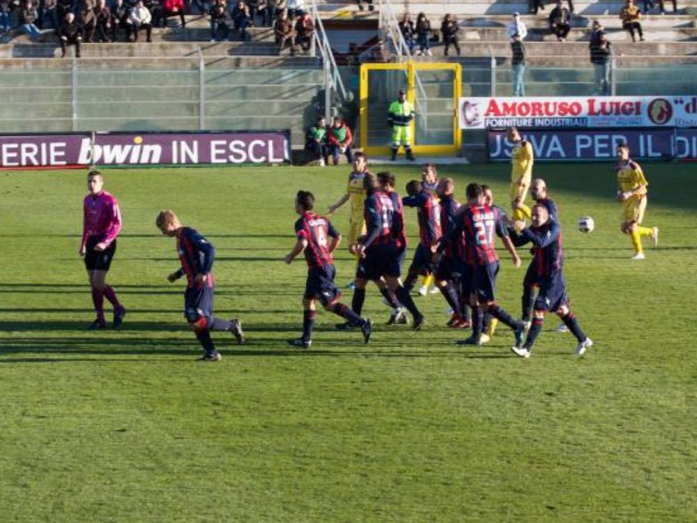 SERIE B | Solo un punto per il Crotone sprecone