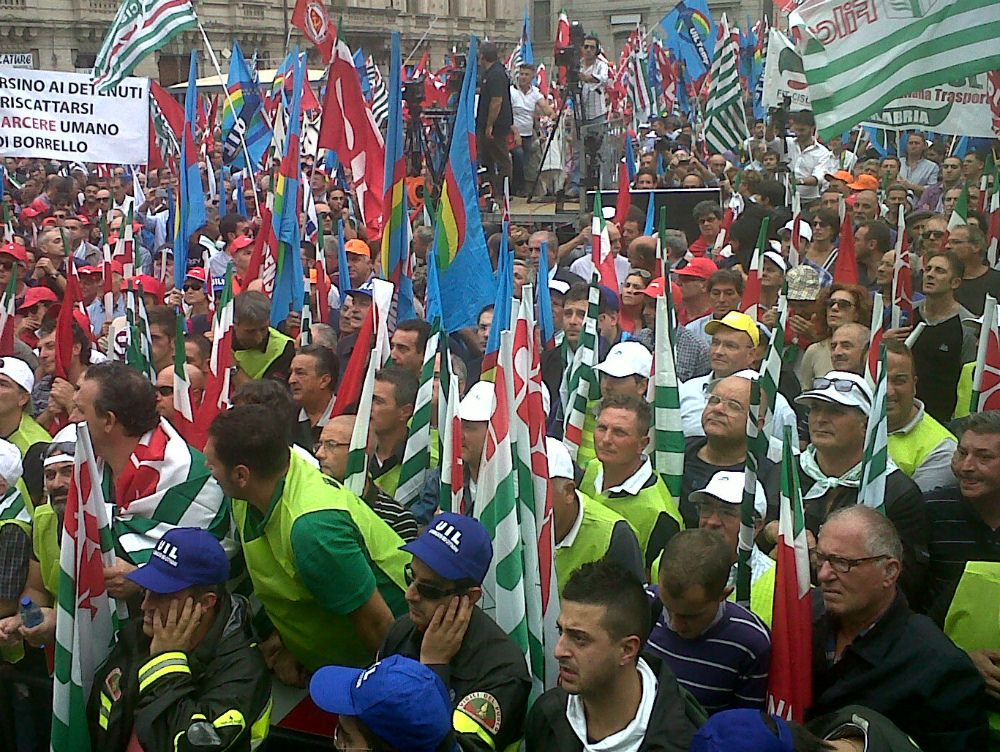 Cassa integrazione, Uil: a marzo crescita del 61,2%