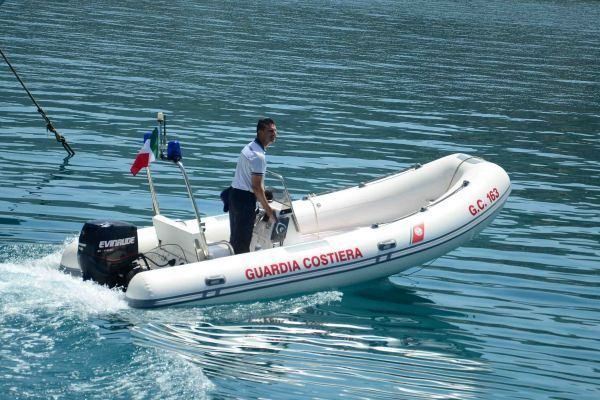 Isola, sub disperso in mare dopo battuta di pesca