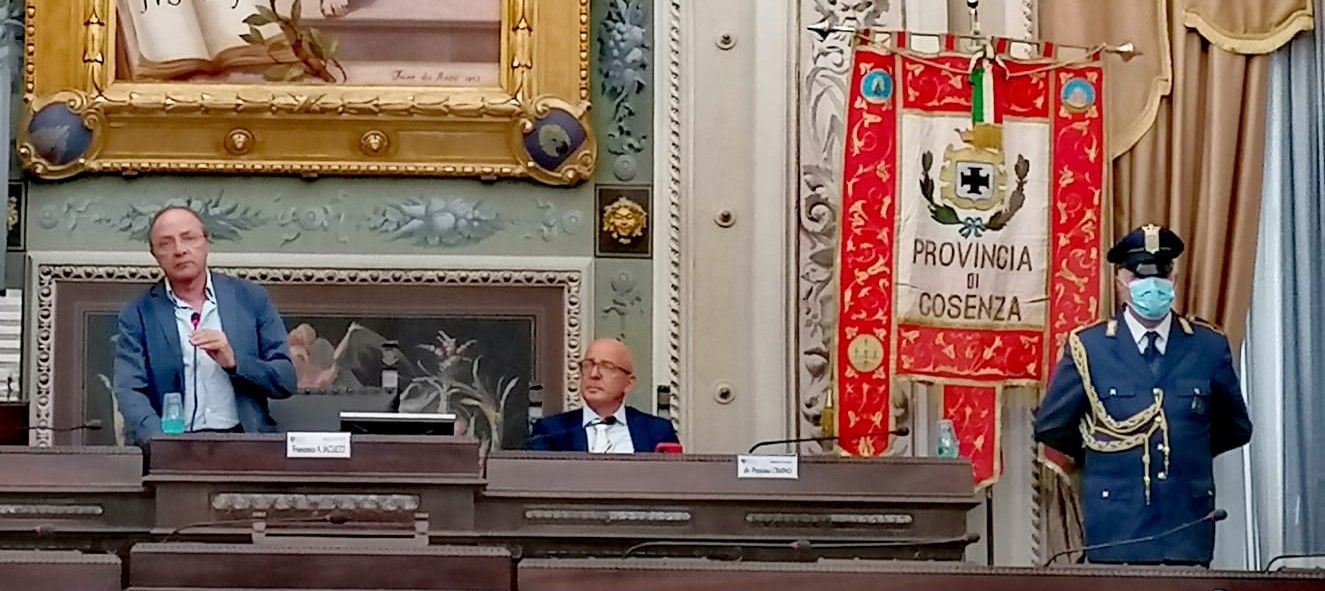 La Provincia di Cosenza si riorganizza con il Piano triennale dei fabbisogni