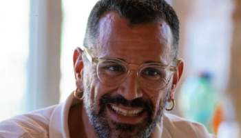 «Un bacio non dovrebbe fare paura». Arciequa propone a Catanzaro un confronto sulla libertà di amare