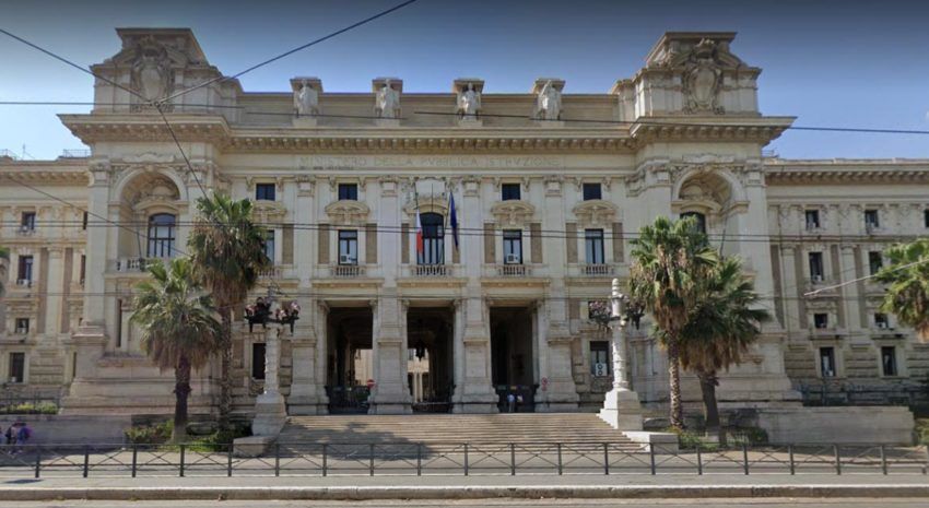 Corruzione al Miur, spuntano nuovi nomi di persone «a libro paga della Boda»