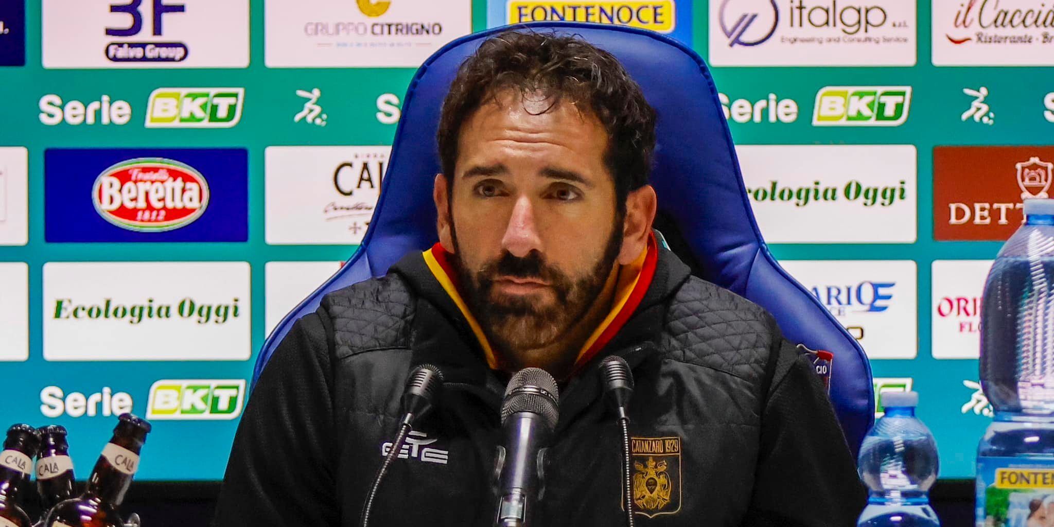 Catanzaro, il rammarico dei tifosi per la vittoria sfumata nel derby. Ma Caserta pensa già alla Salernitana