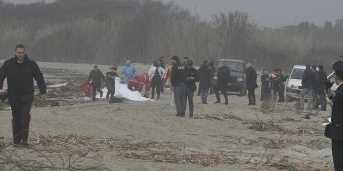 La voce (lontana) dell’Europa. Von der Leyen: dobbiamo raddoppiare gli sforzi